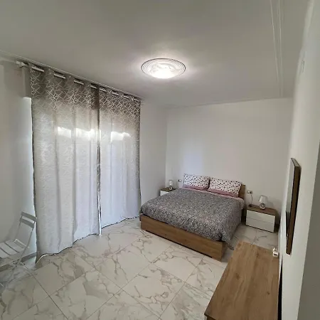 Apartment Moderno E Luminoso